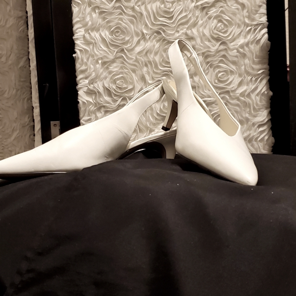 White gianni bini heels